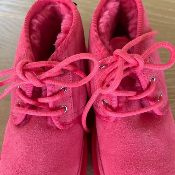 UGG Women’s Neumel II Chukka Boot pink, Size 6, NWOT Display pair - Picture 4 of 13